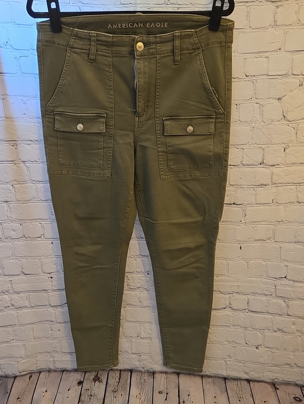 American Eagle Outfitters Olive Green Cargo Pants